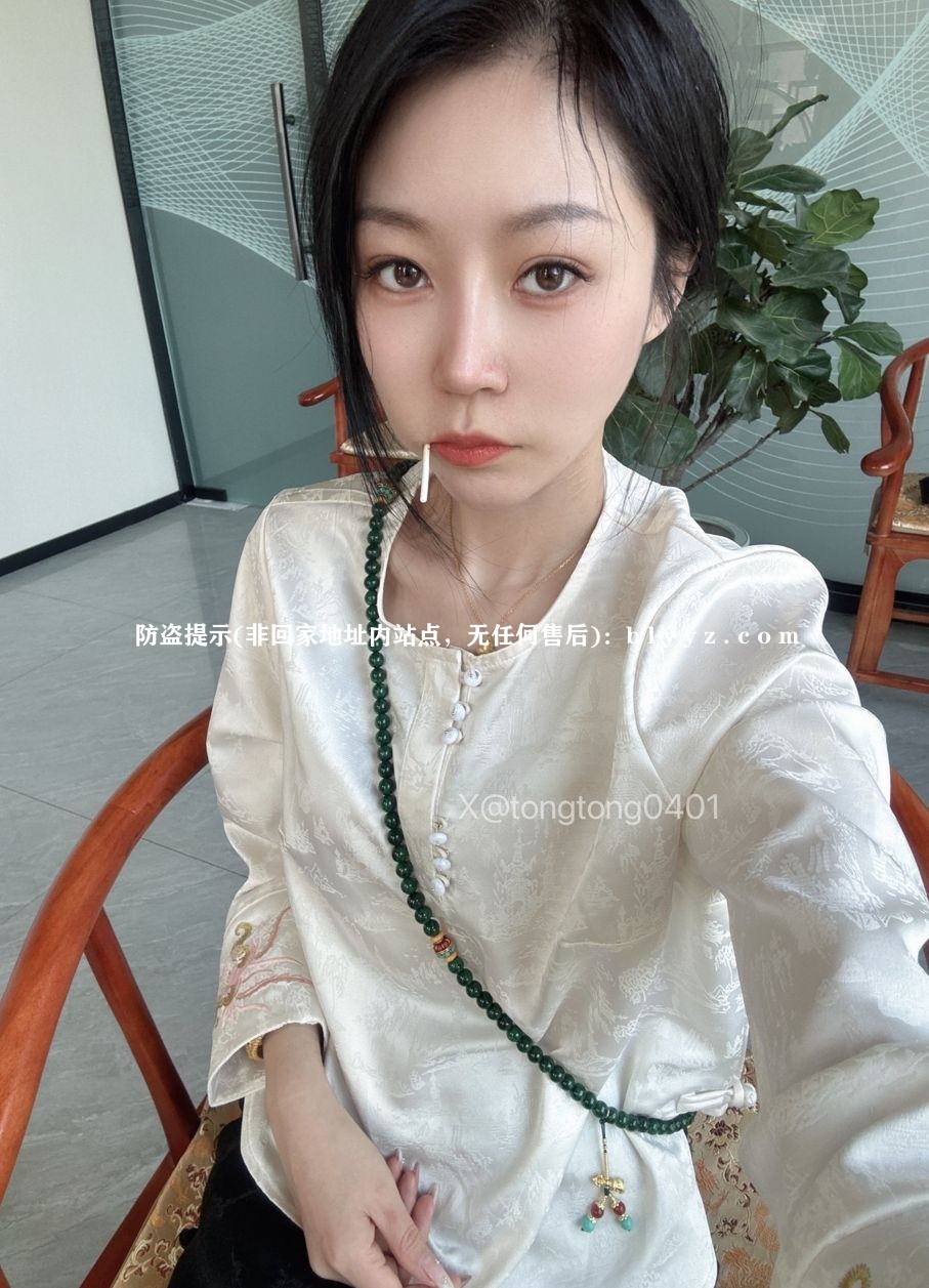 推特M博主【彤彤乖(tongtong0401) 】视频图包资源合集 8.61G