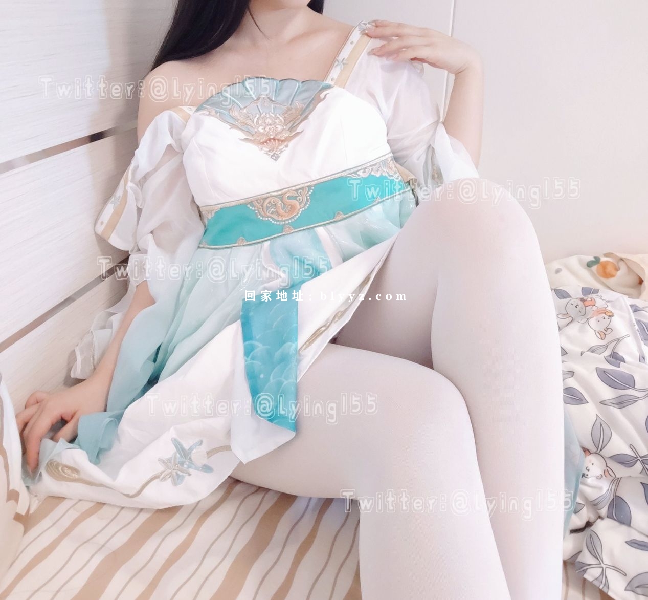 推特巨乳福利姬coser 软莹酱lying155 福利资源 56P/3V/2.3G