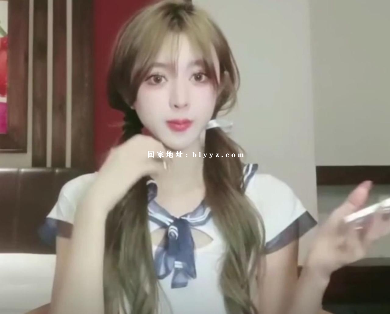 【直播】长腿女神主播 水蜜桃（妮可可）全程露脸道具抽插直播合集  17V/18.87G