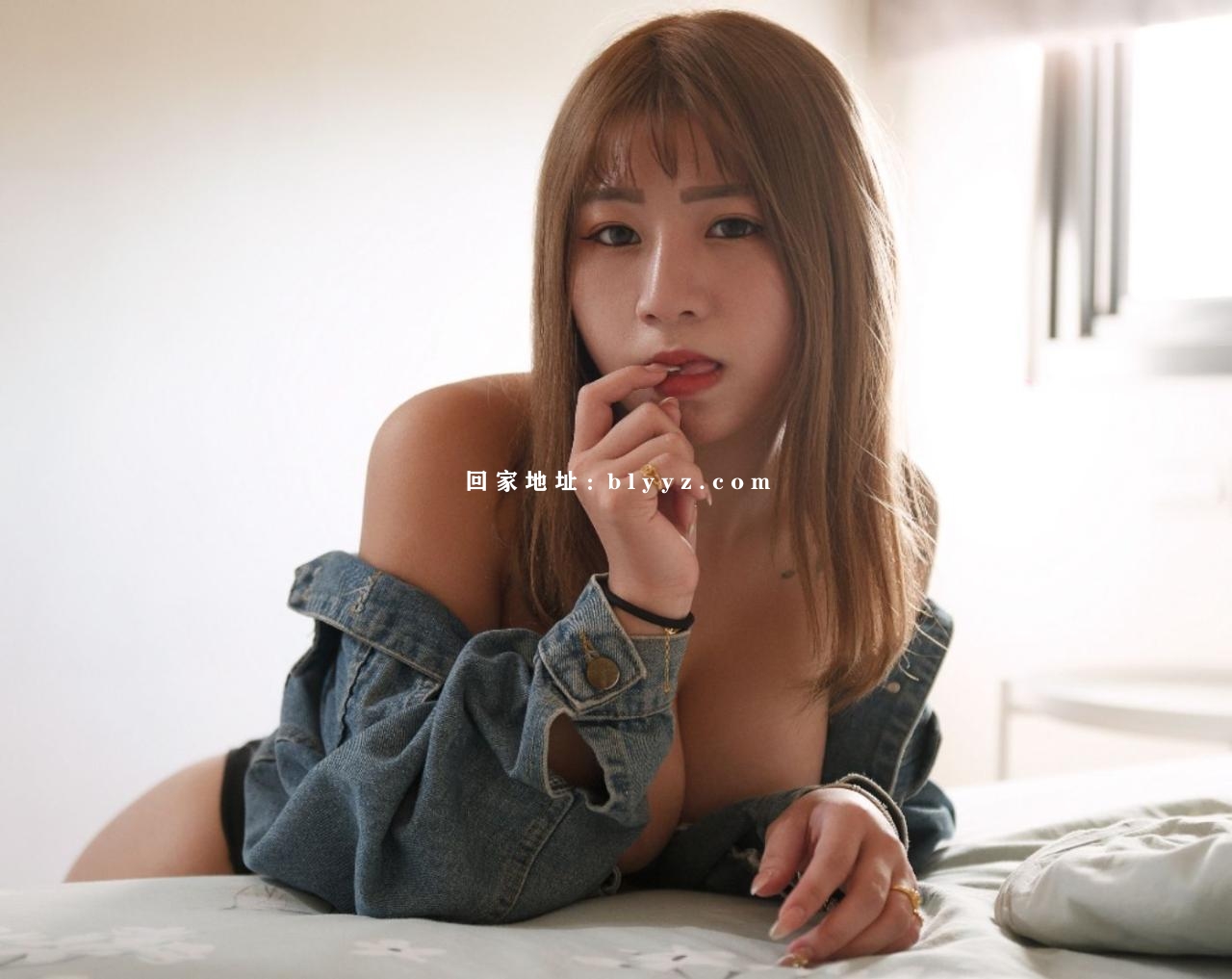 推特肥臀巨乳 艾瑪(@Emma18Y) 资源合集 6.43G